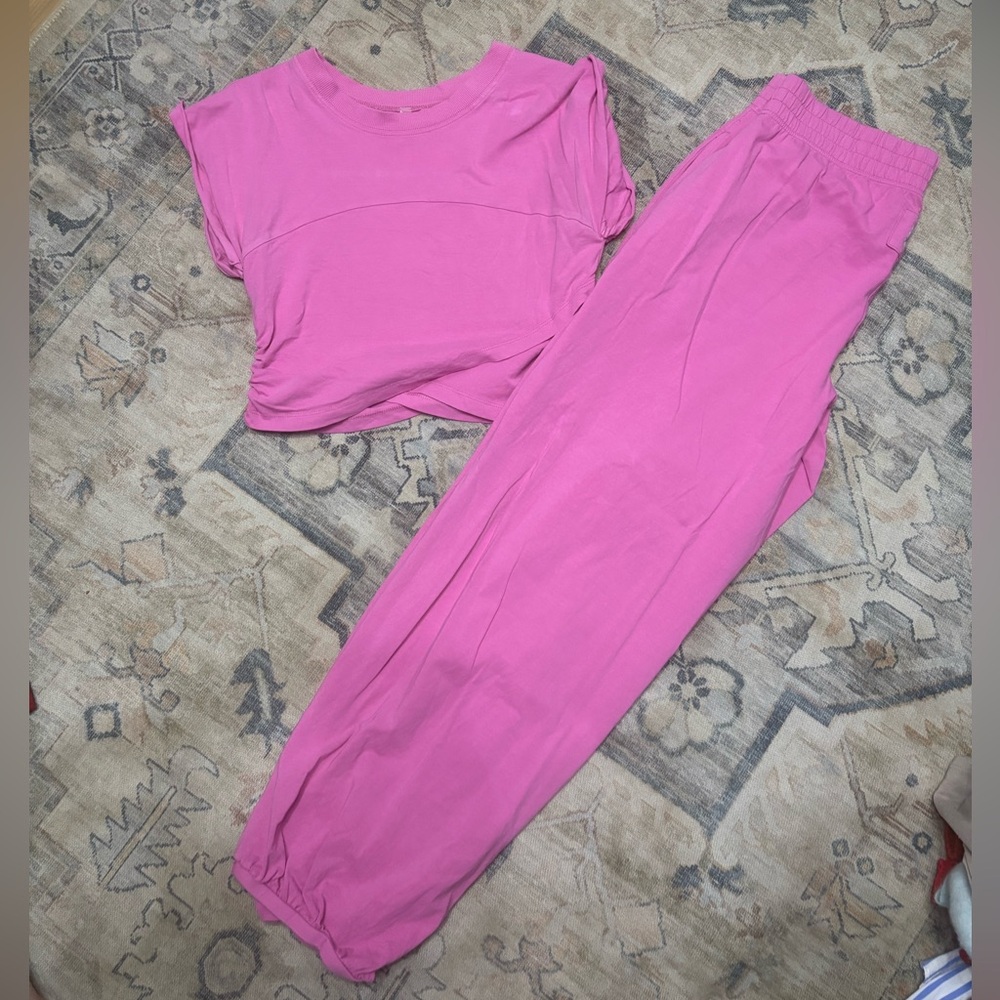 Free people movement hot shot crossover set